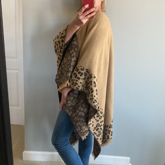 Tan & Animal Print Open Cardigan Sweater Kimono Wrap - Picture 5 of 10